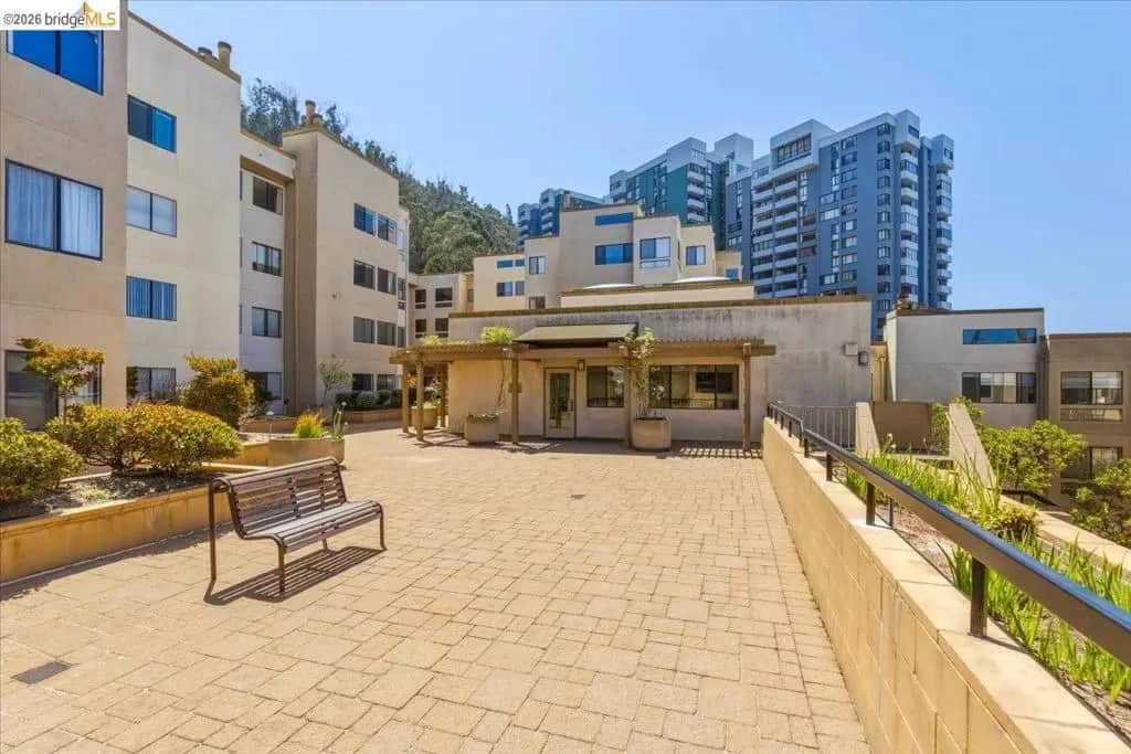 545 Pierce St 2313, Albany, CA — listing photo 1