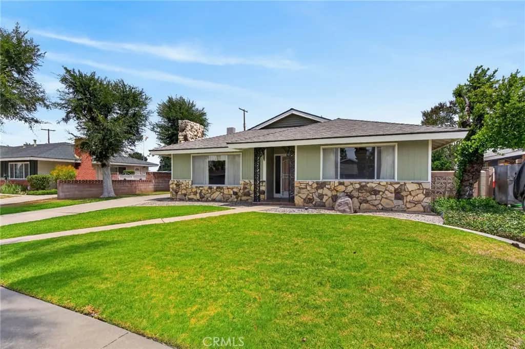 4963 Carlingford Avenue, Riverside, CA — listing photo 1