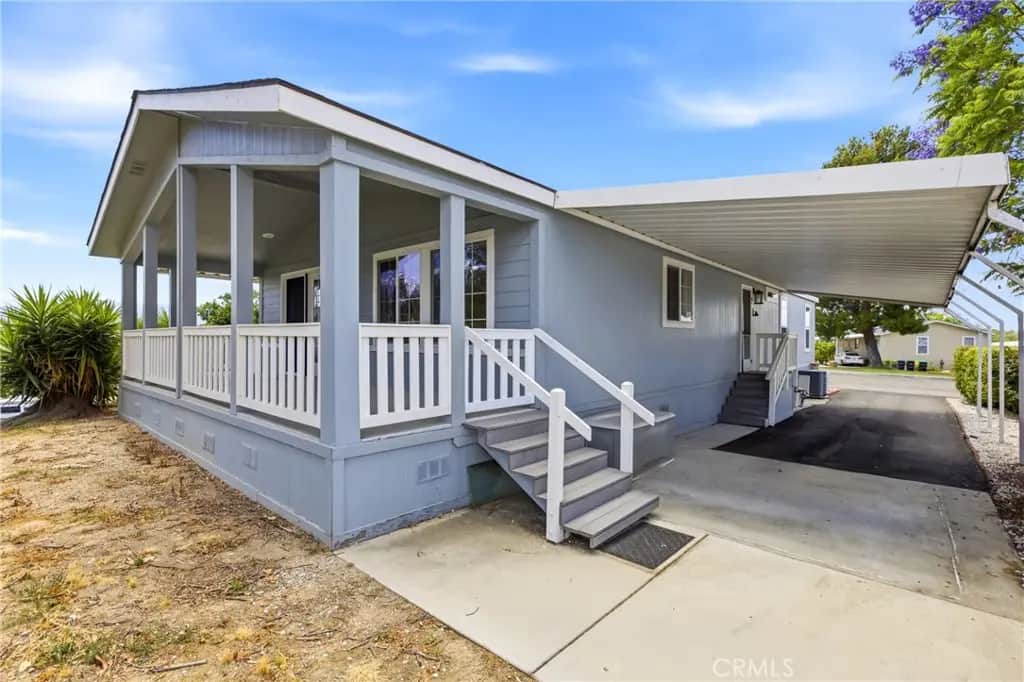 31130 S General Kearny 70, Temecula, CA — listing photo 1