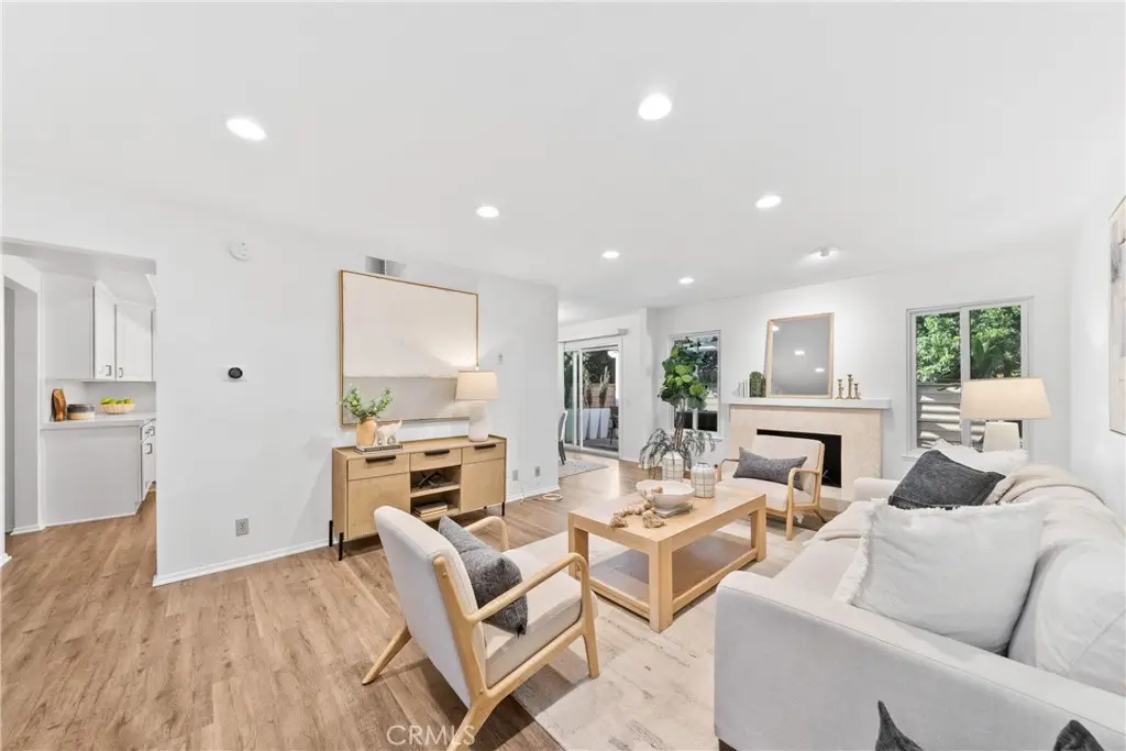 51 Ashbrook, Irvine, CA — listing photo 1