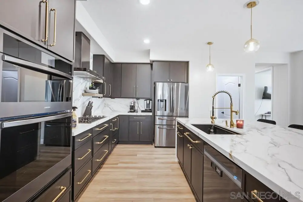 30303 Laruns St, Murrieta, CA — listing photo 1
