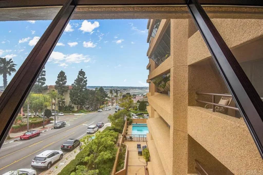 230 W Laurel Street 506, San Diego, CA — listing photo 1
