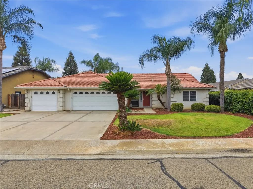 4106 E Westcott, Visalia, CA — listing photo 1