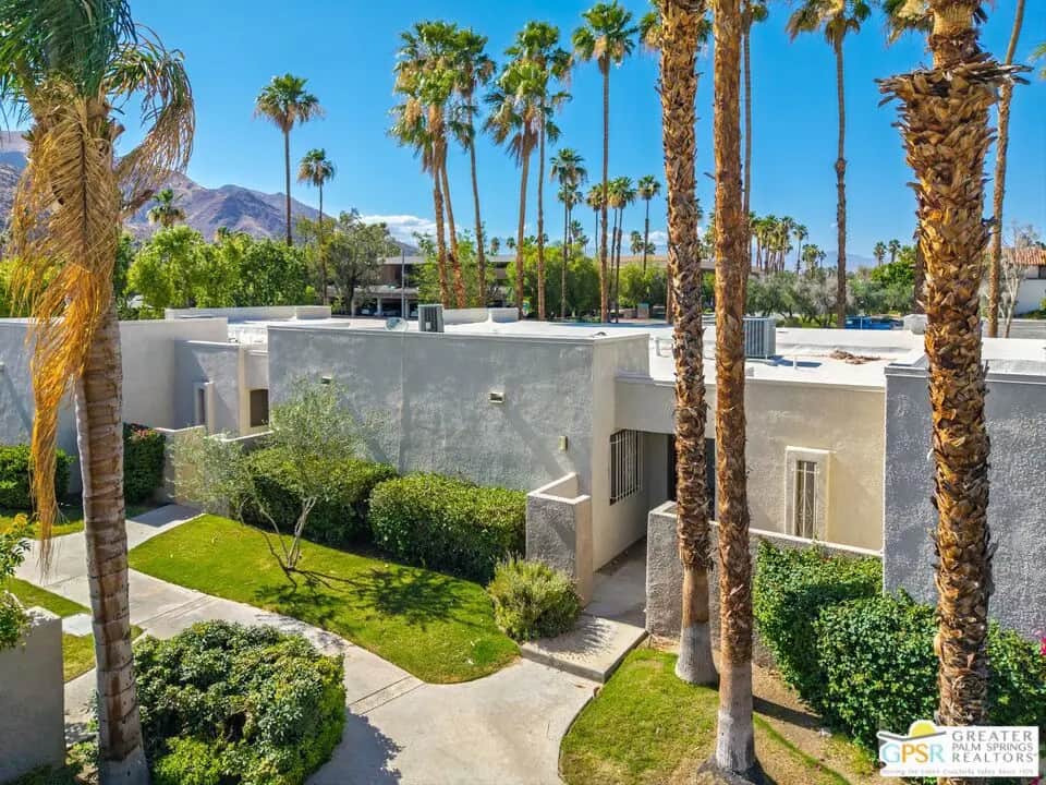805 E Arenas Road, Palm Springs, CA — listing photo 1