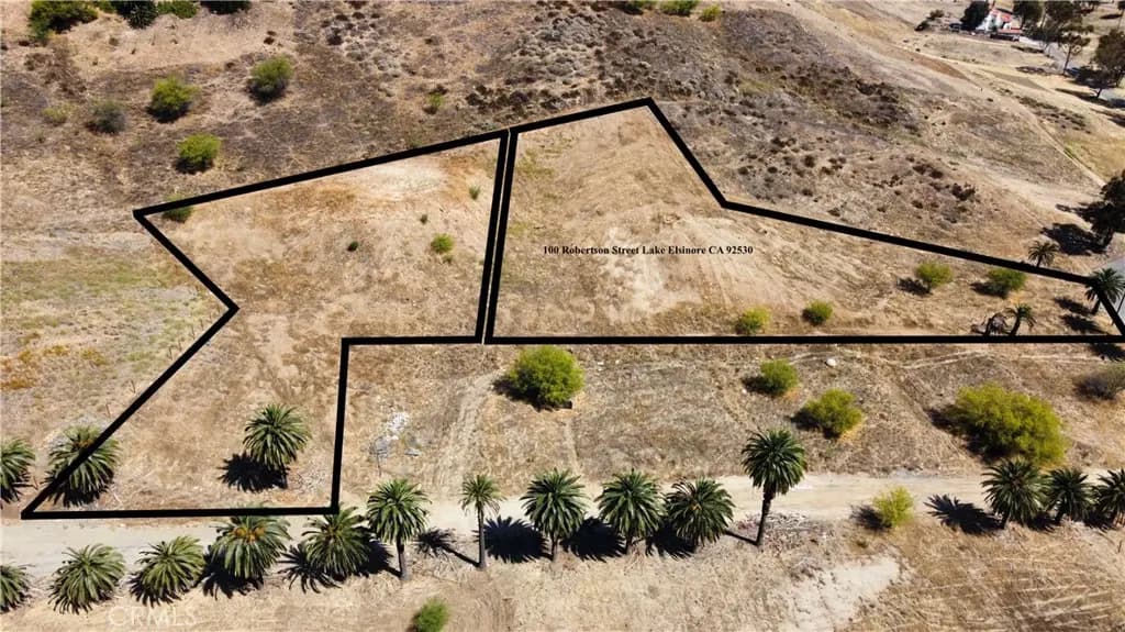100 Robertson Street, Lake Elsinore, CA — listing photo 1