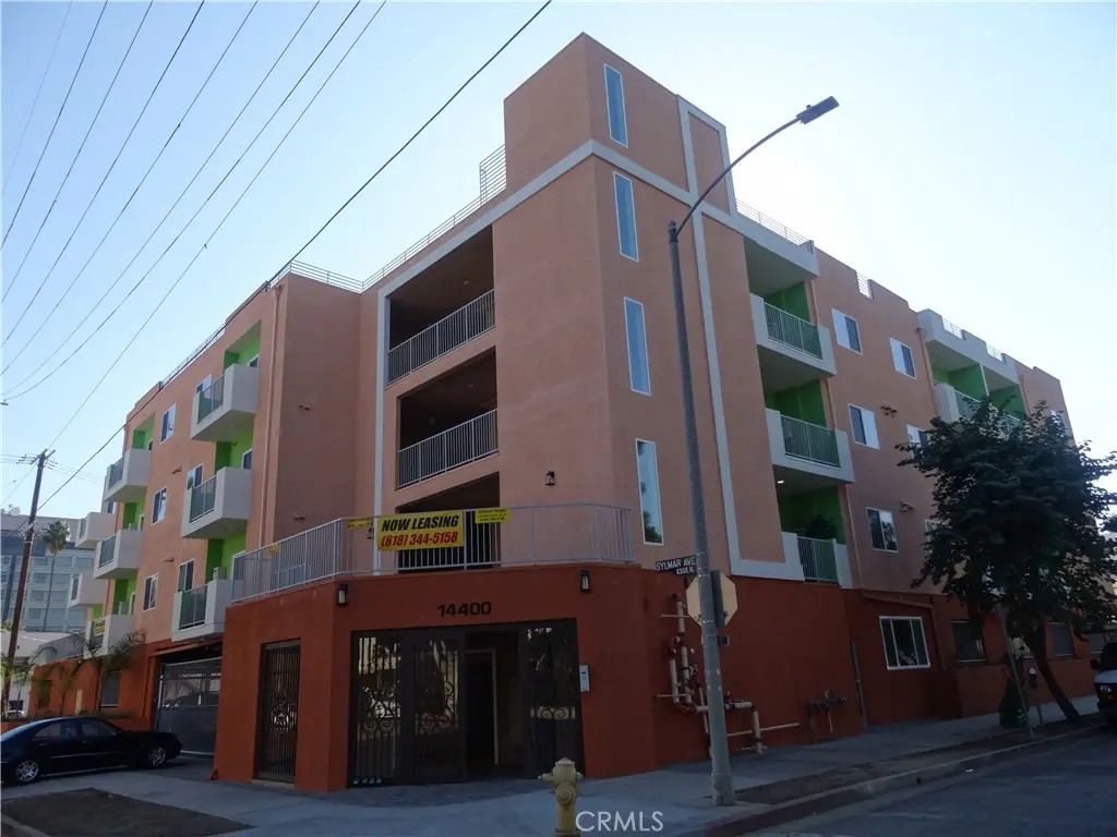 14400 Friar Street 207, Van Nuys, CA — listing photo 1