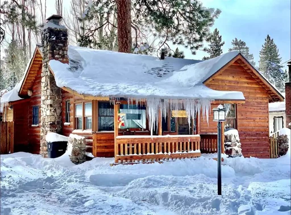 220 W Country Club, Big Bear City, CA — listing photo 1