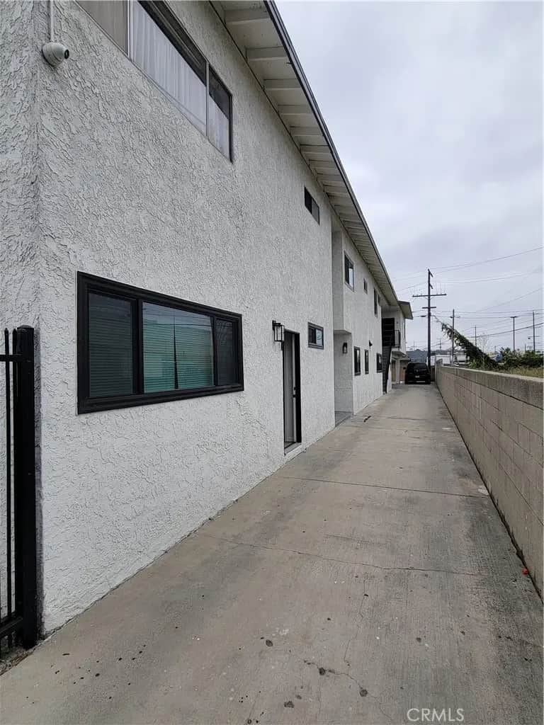 2532 Hauser, Los Angeles, CA — listing photo 1