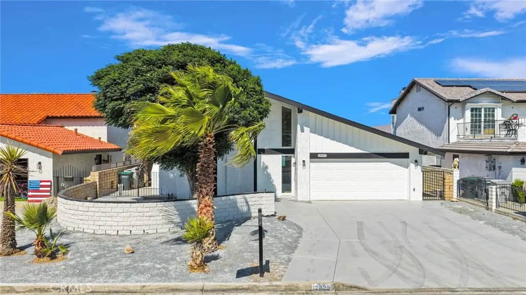 13825 Spring Valley, Victorville, CA — listing photo 1