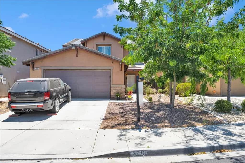 13731 Sunshine Terrace st, Victorville, CA — listing photo 1