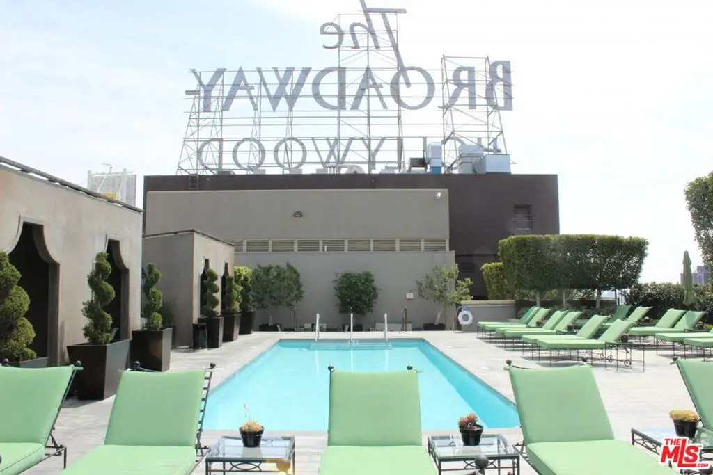 1645 Vine Street 303, Los Angeles, CA — listing photo 1