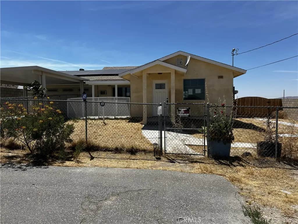 9404 Mesa, Lucerne Valley, CA — listing photo 1