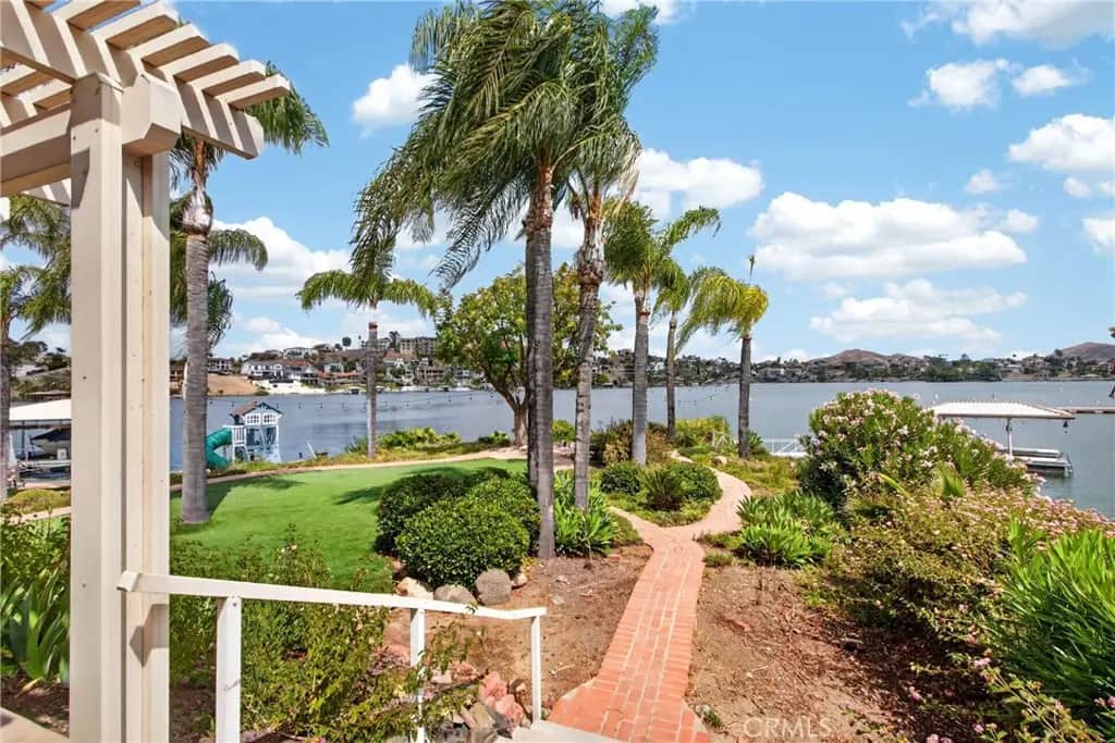 29392 Big Range, Canyon Lake, CA — listing photo 1