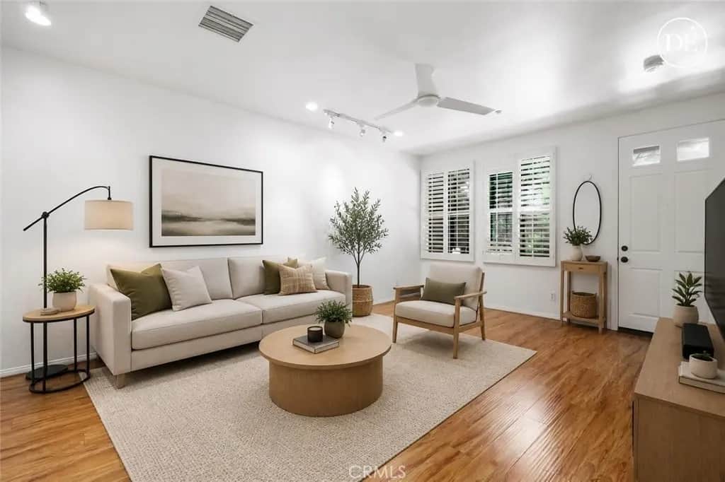 127 Jadestone, Irvine, CA — listing photo 1
