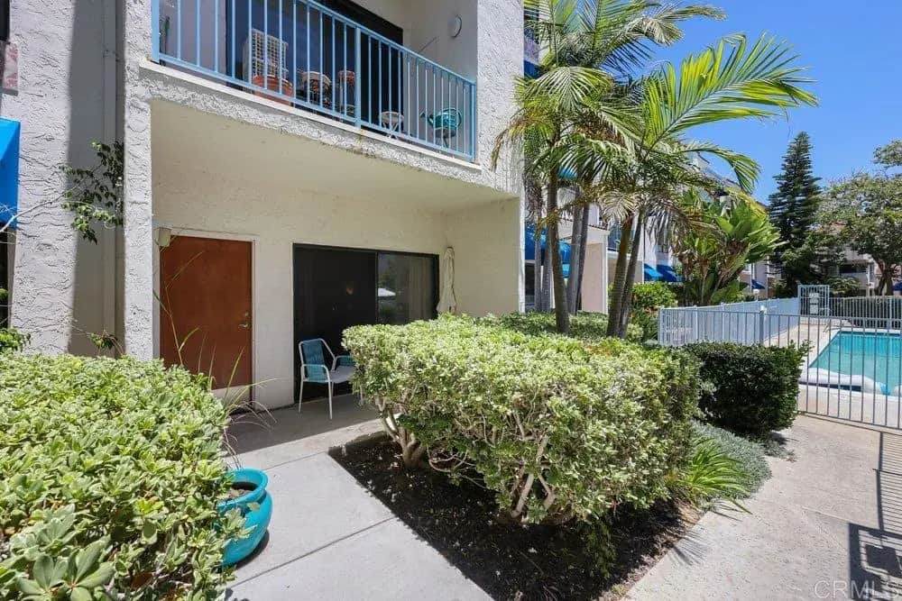 8310 Regents Road 1E, San Diego, CA — listing photo 1