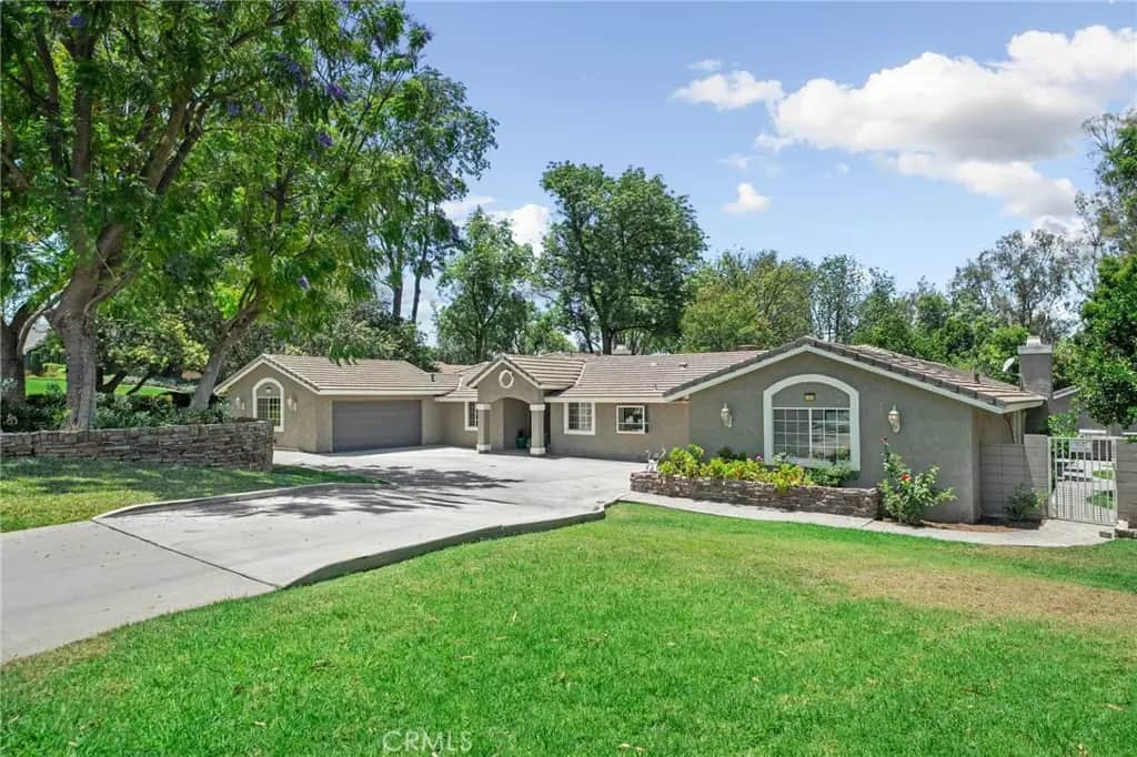 7455 Jola Drive, Riverside, CA — listing photo 1