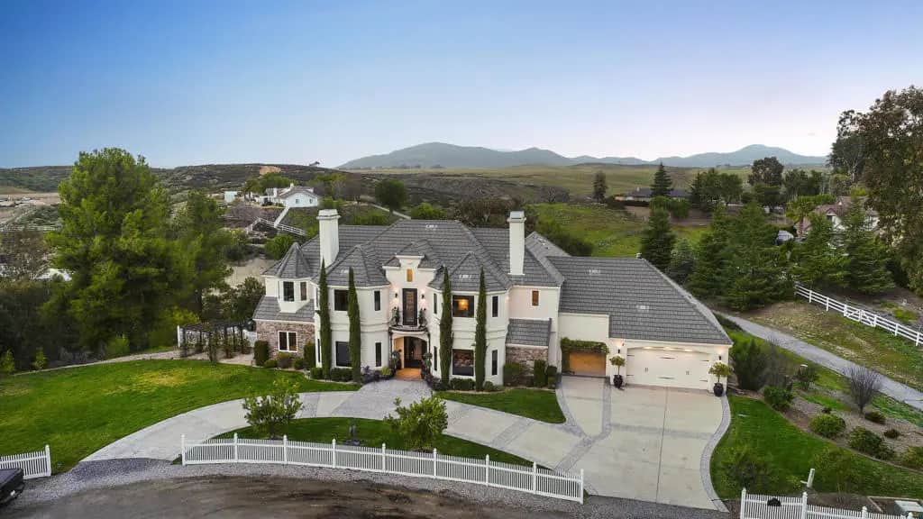 33120 Vino Way, Temecula, CA — listing photo 1