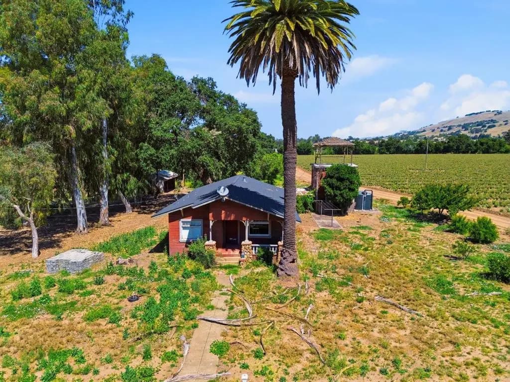 3115 Leavesley Road, Gilroy, CA — listing photo 1