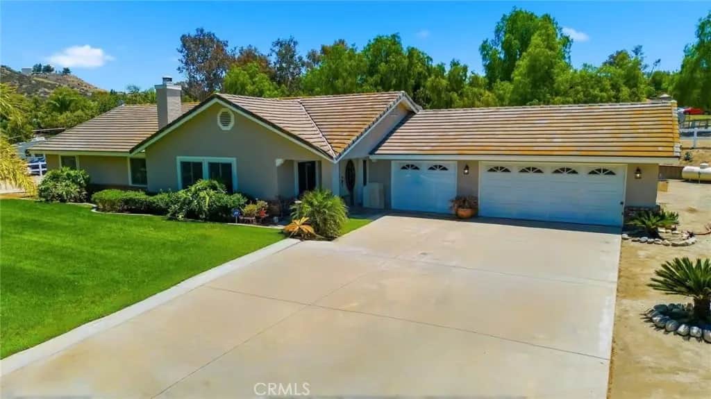 23030 Miners Rd, Perris, CA — listing photo 1