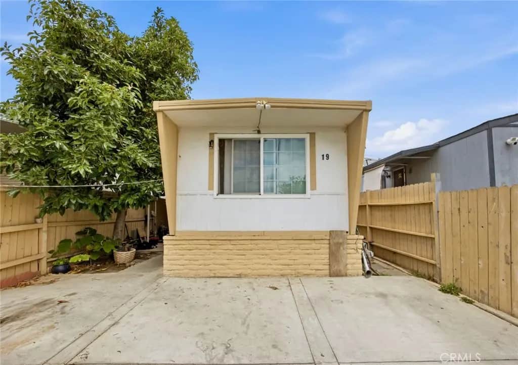 5803 Mission Blvd, Riverside, CA — listing photo 1