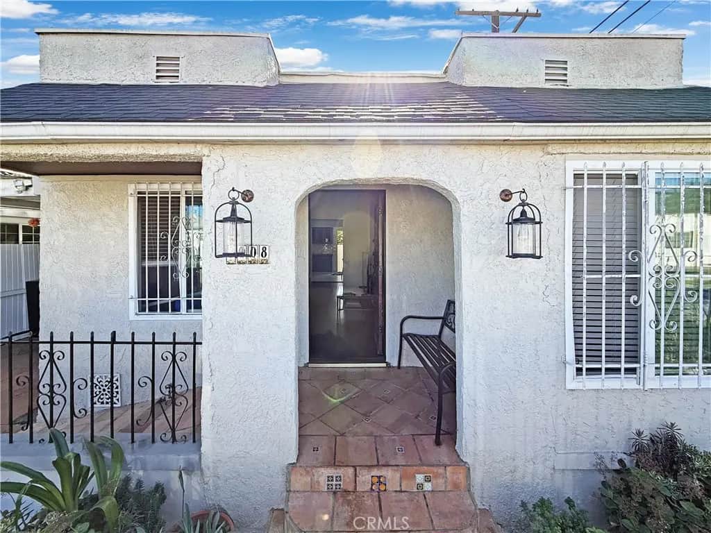 3008 W 30th, Los Angeles, CA — listing photo 1