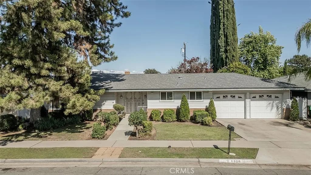6326 N Bergeron, Fresno, CA — listing photo 1