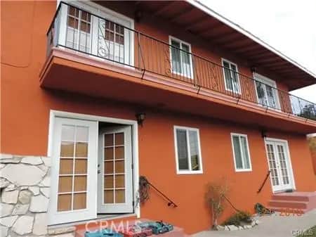 2156 Gaviota Avenue, Signal Hill, CA — listing photo 1