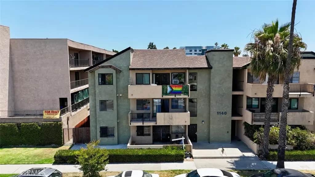1140 Pacific 19, Long Beach, CA — listing photo 1