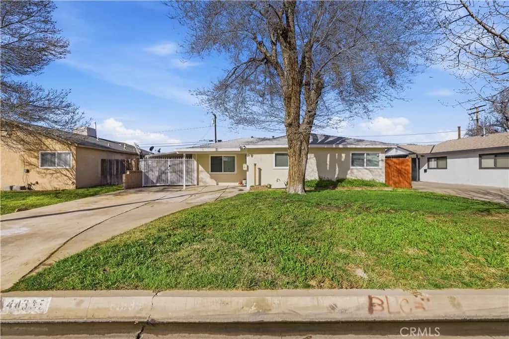 44335 Glenraven, Lancaster, CA — listing photo 1