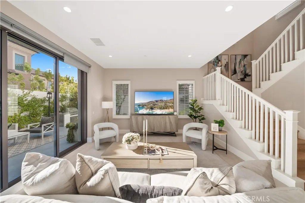 126 Bellini, Irvine, CA — listing photo 1