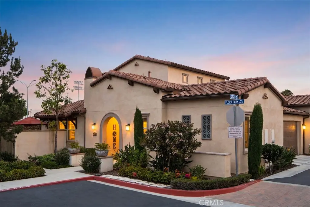 10832 Flora Park, Cypress, CA — listing photo 1