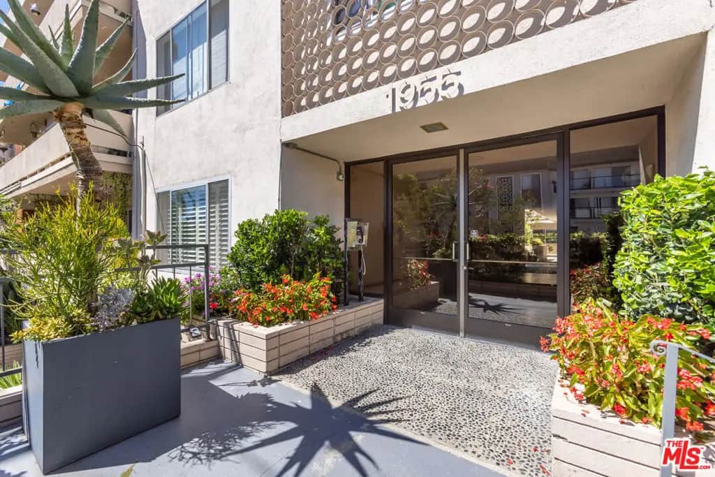 1955 Tamarind Avenue 2, Los Angeles, CA — listing photo 1