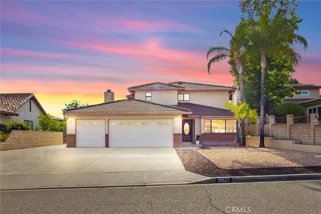 30127 White Wake, Canyon Lake, CA — listing photo 1