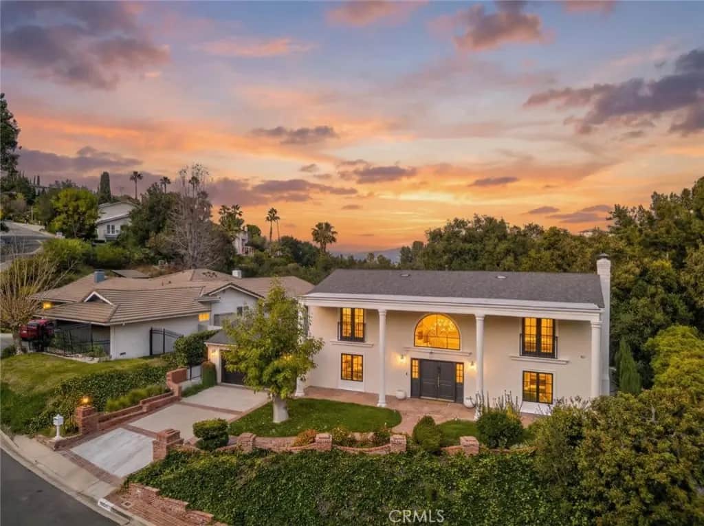 16717 Encino Hills Drive, Encino, CA — listing photo 1