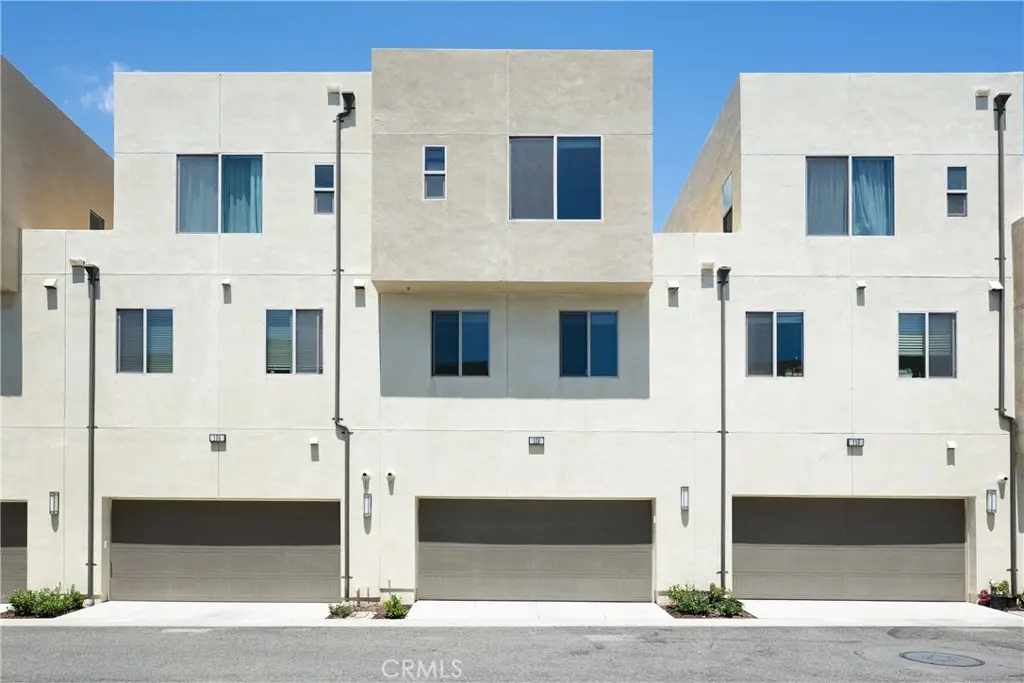 108 Cadence, Irvine, CA — listing photo 1