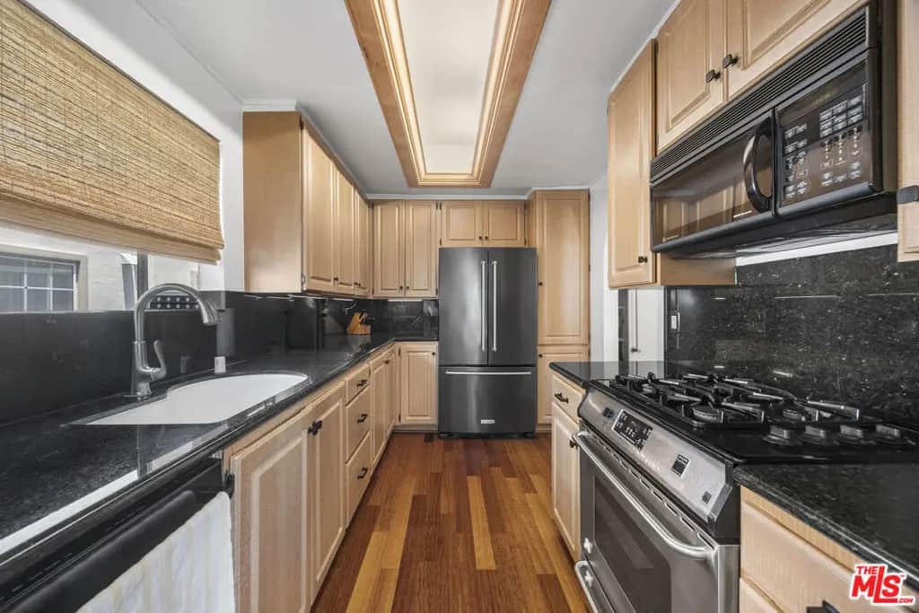 1431 Camden Avenue 303, Los Angeles, CA — listing photo 1