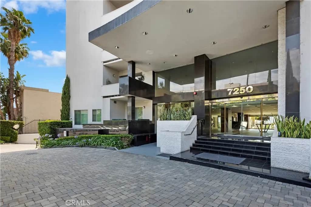 7250 Franklin Avenue 506, Los Angeles, CA — listing photo 1