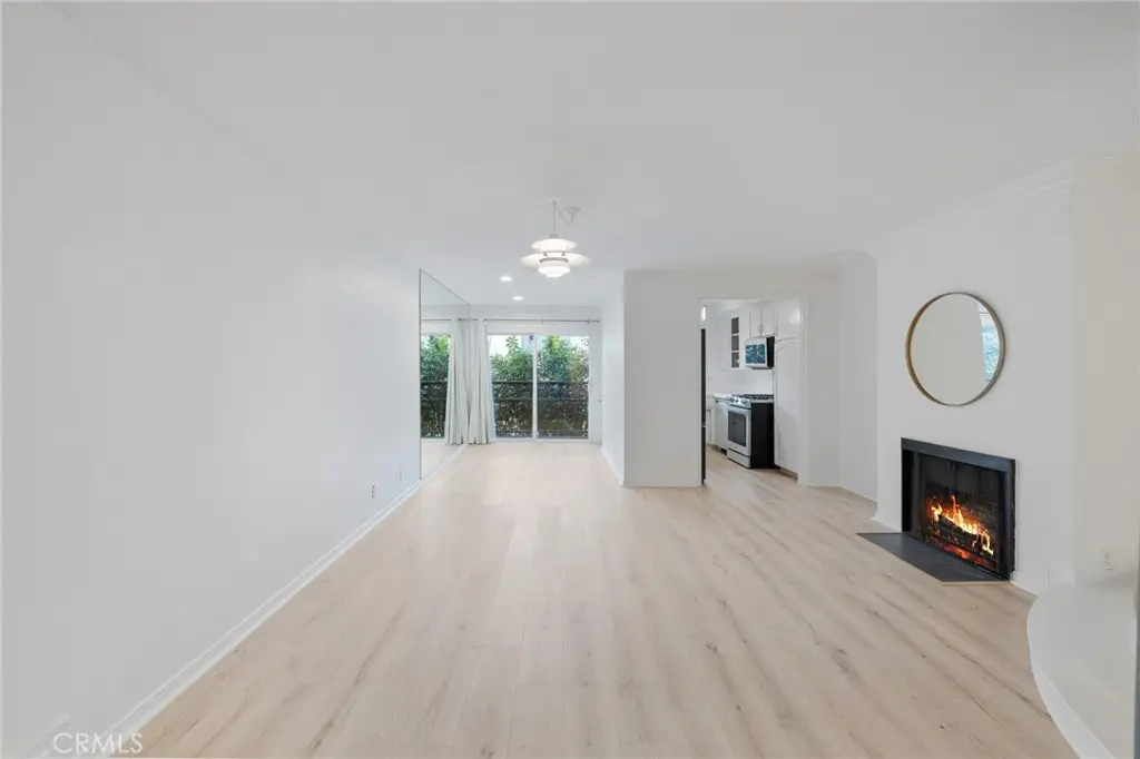 1355 N Sierra Bonita 208, Los Angeles, CA — listing photo 1