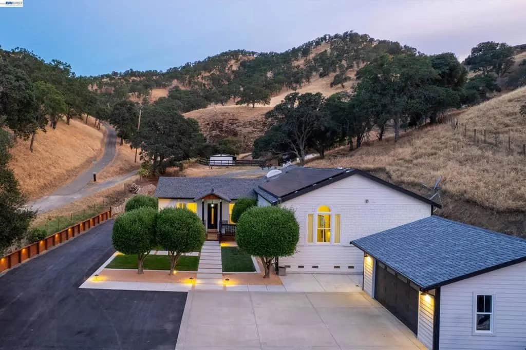 16800 Marsh Creek Rd, Clayton, CA — listing photo 1