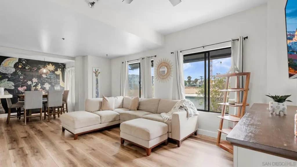 2828 University Ave Unit 307, San Diego, CA — listing photo 1