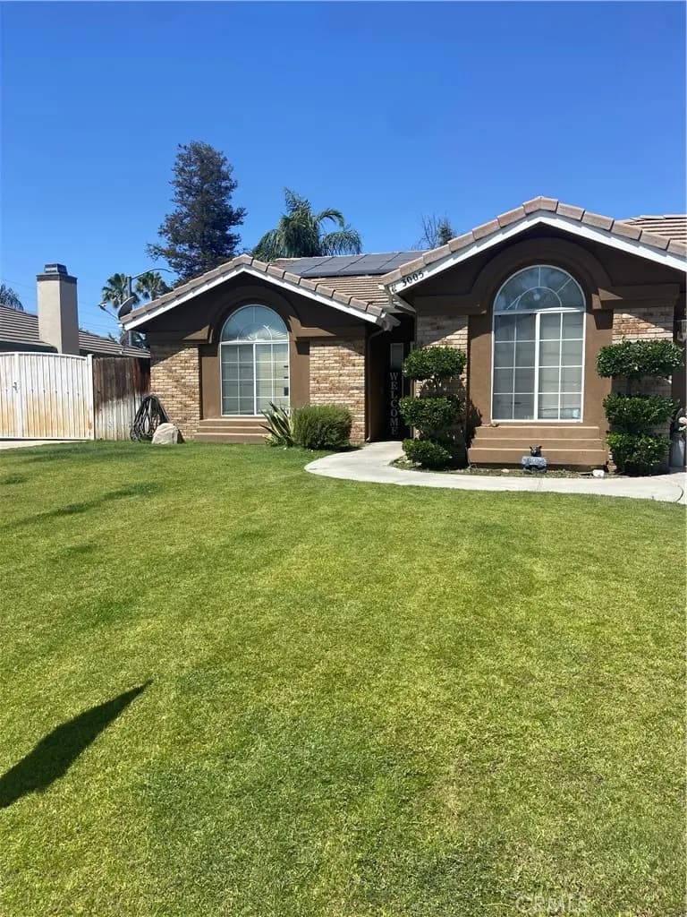 3005 Green Mountain, Bakersfield, CA — listing photo 1