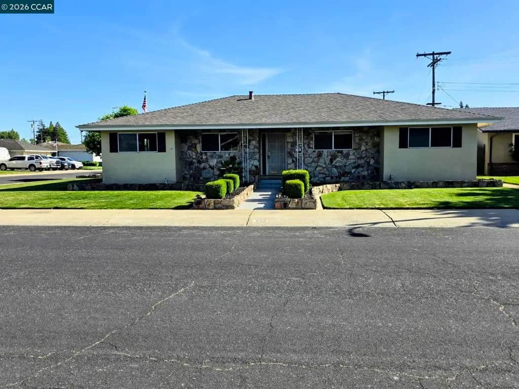 750 Greenwood Dr, Lodi, CA — listing photo 1