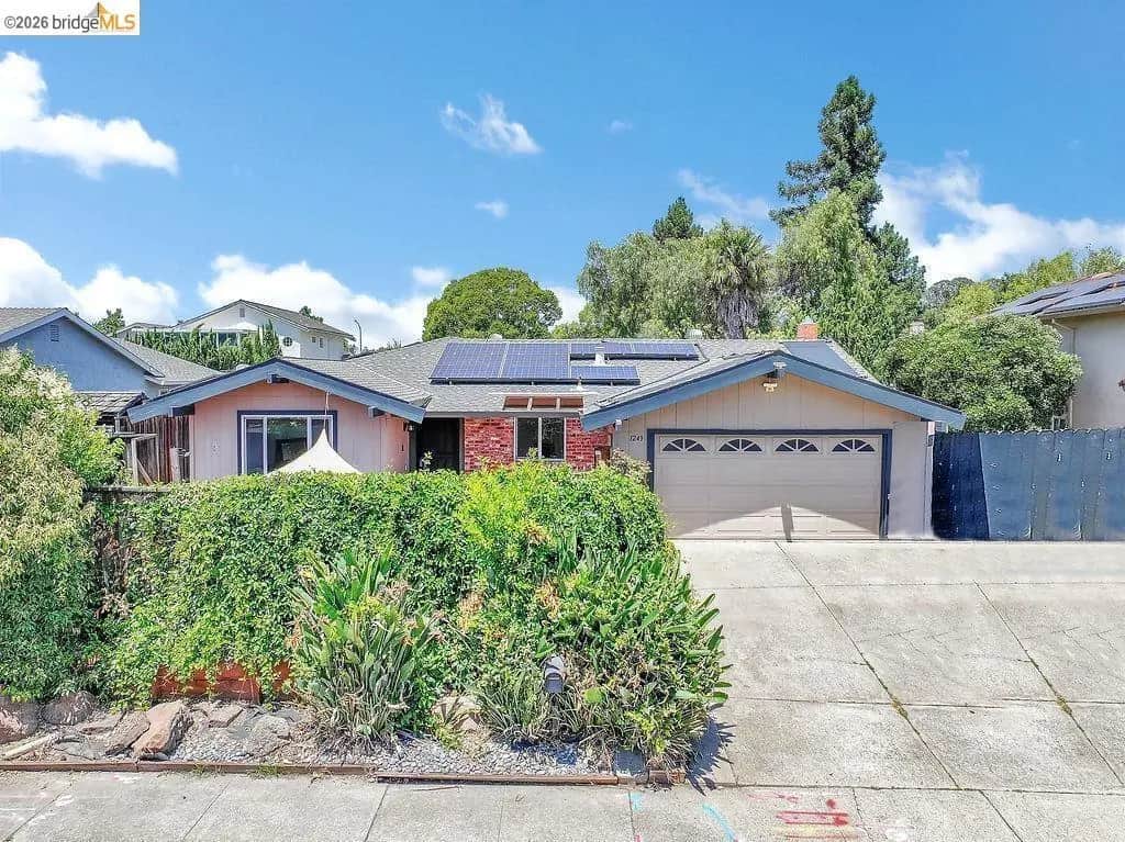 1249 Heavenly DR, Martinez, CA — listing photo 1