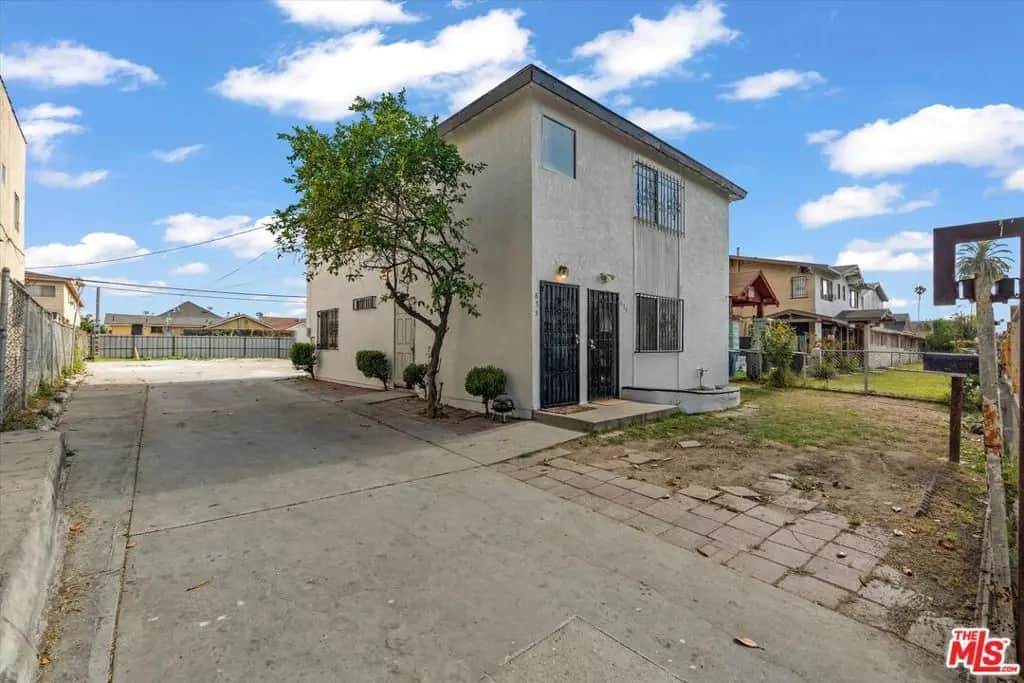 633 W 75th Street, Los Angeles, CA — listing photo 1