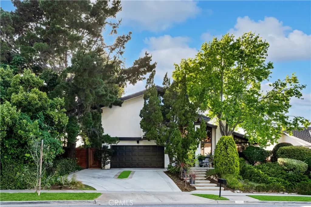 2407 Port Whitby, Newport Beach, CA — listing photo 1