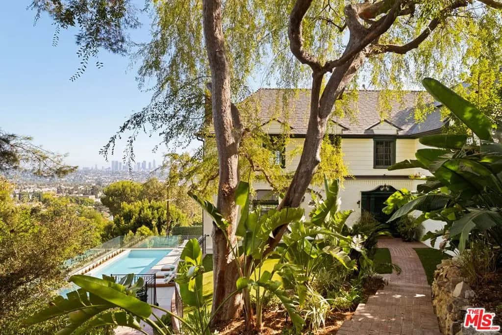 4818 Bonvue Avenue, Los Angeles, CA — listing photo 1