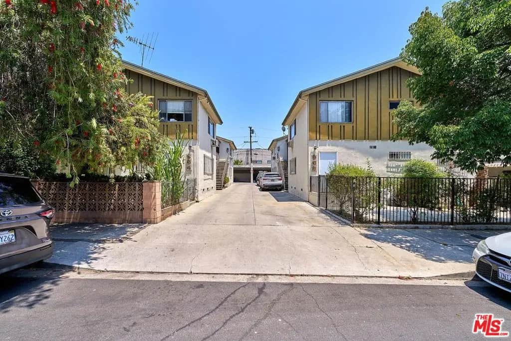 968 S New Hampshire Avenue, Los Angeles, CA — listing photo 1