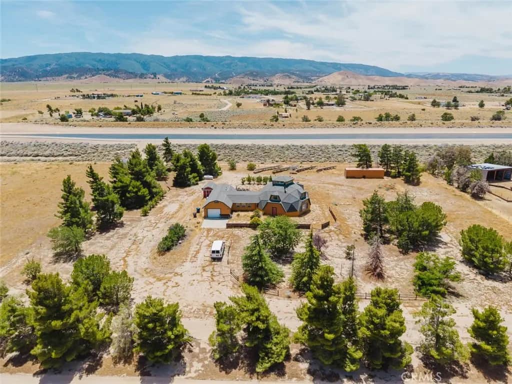 25320 Divinci Avenue, Lancaster, CA — listing photo 1