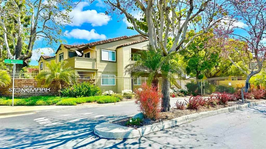 5037 Los Morros Way 70, Oceanside, CA — listing photo 1