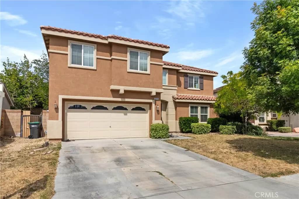 43245 Sunny, Lancaster, CA — listing photo 1